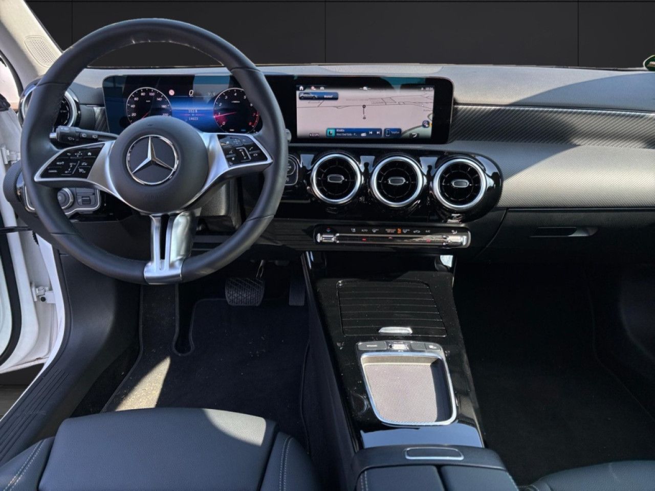 Mercedes-Benz A-Klasse – Bild 12