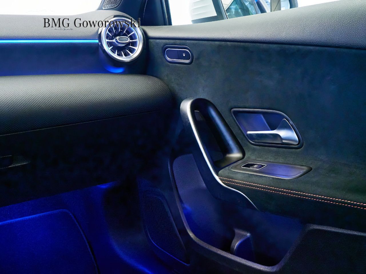 Zdjęcie pojazdu 13 / 17