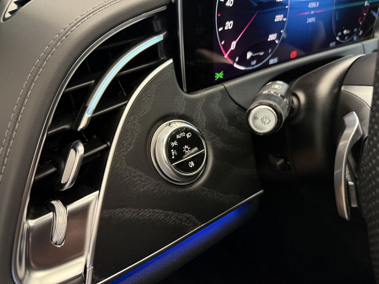 Fahrzeugbild 14 / 27