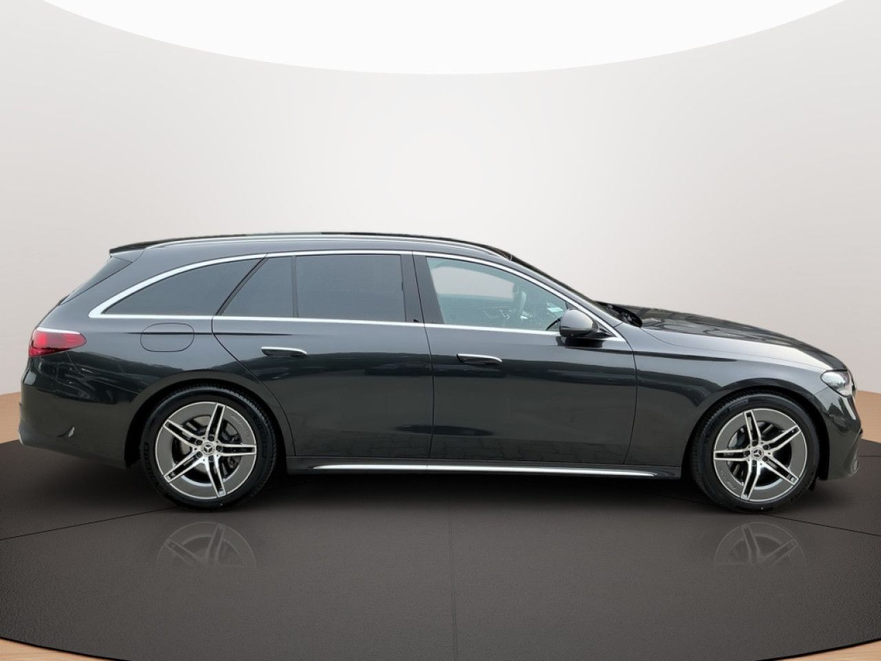 Mercedes-Benz E-Klasse – Bild 4