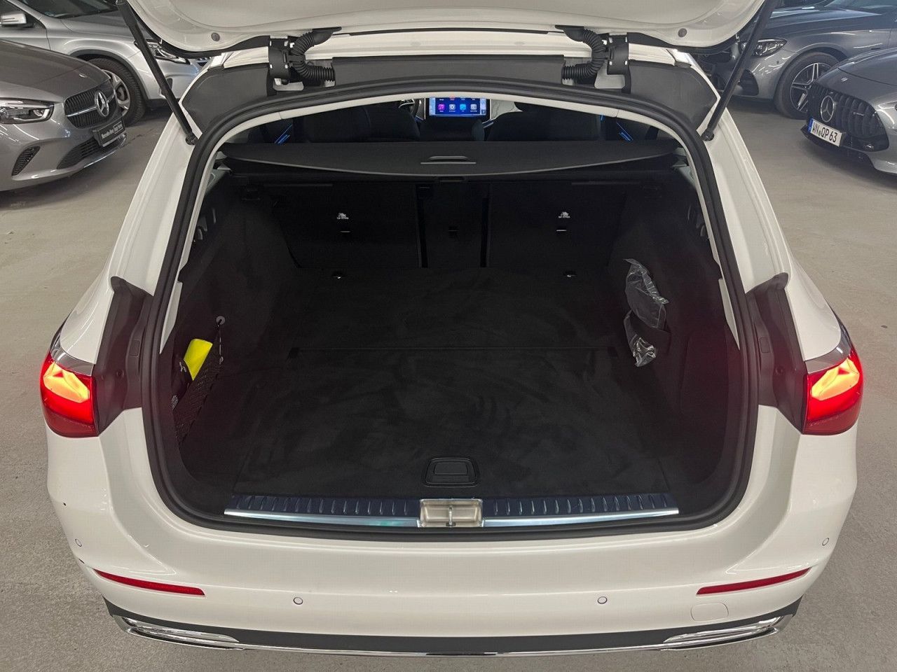 Mercedes-Benz E-Klasse – Bild 15