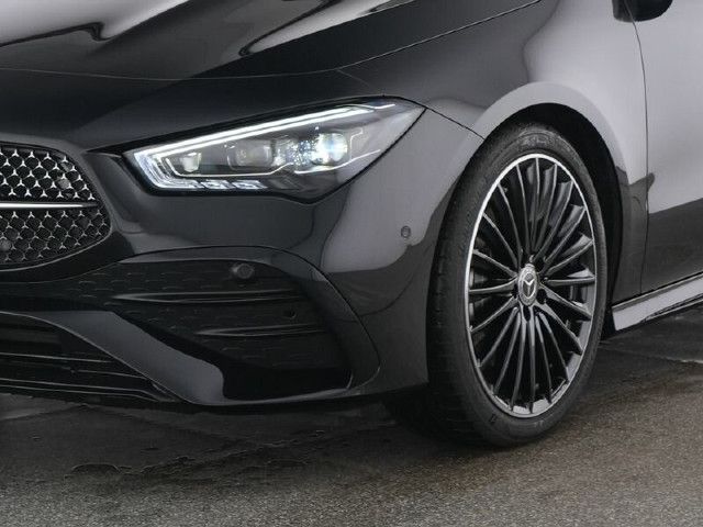 Mercedes-Benz CLA 220