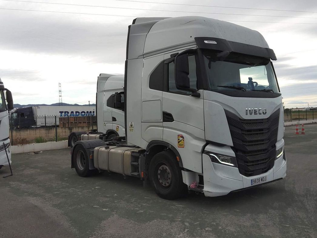 IVECO | AS440S53 T/P S-WAY