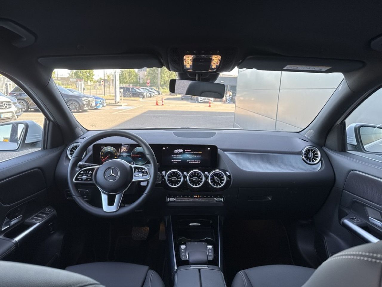 Photo du v&eacute;hicule 7 / 18