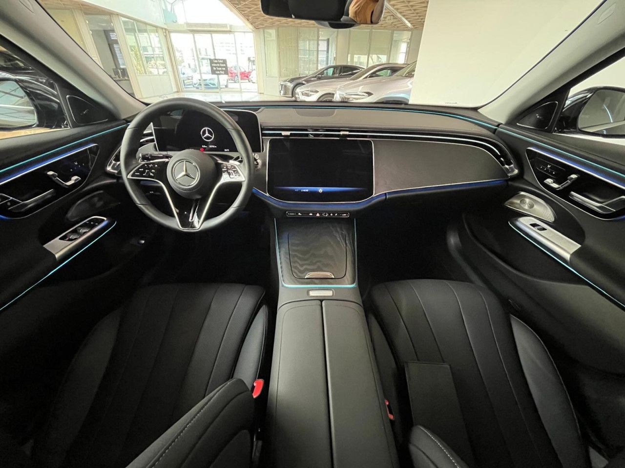 Mercedes-Benz E-Klasse – Bild 10