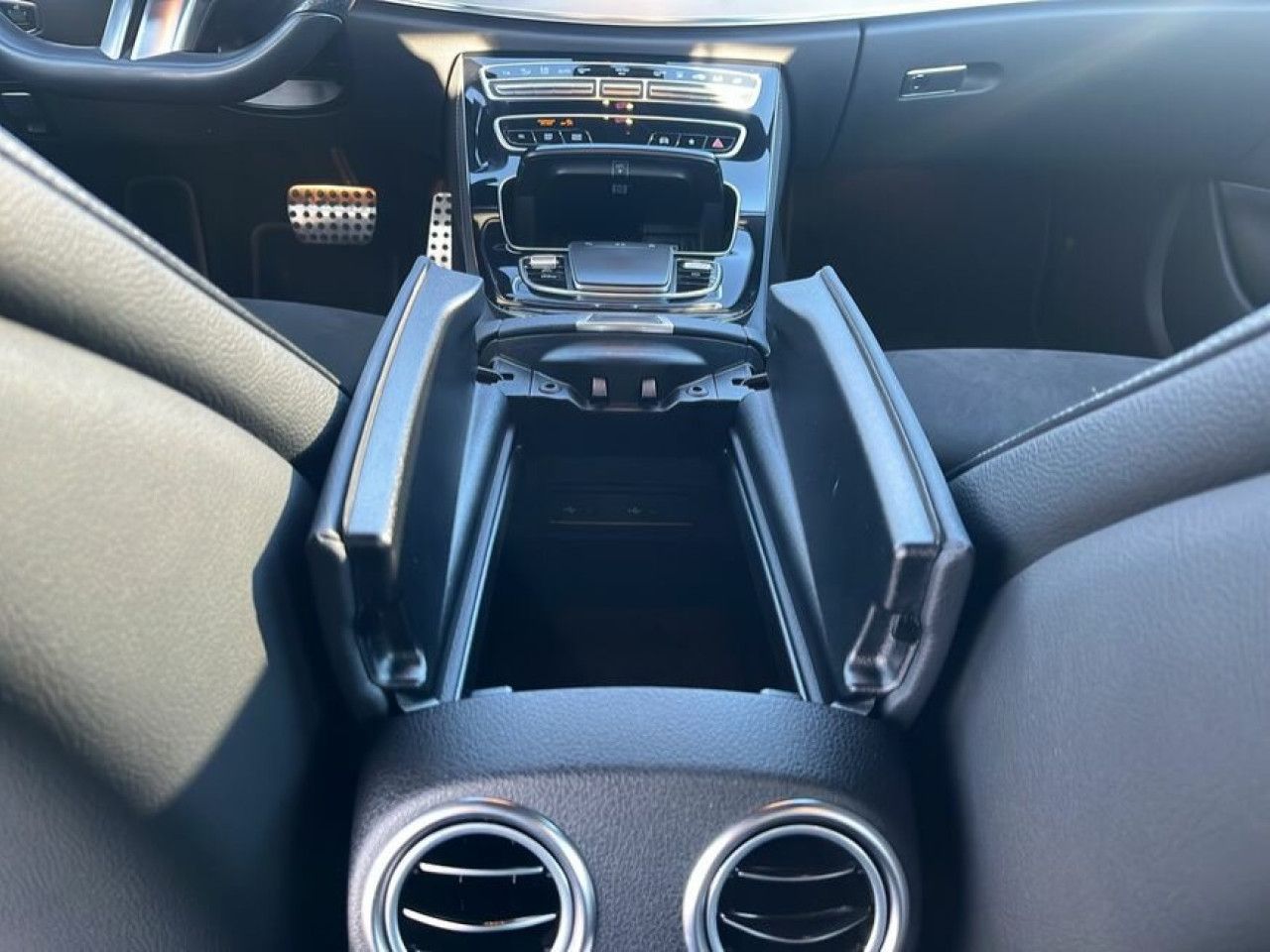 Fahrzeugbild 24 / 30