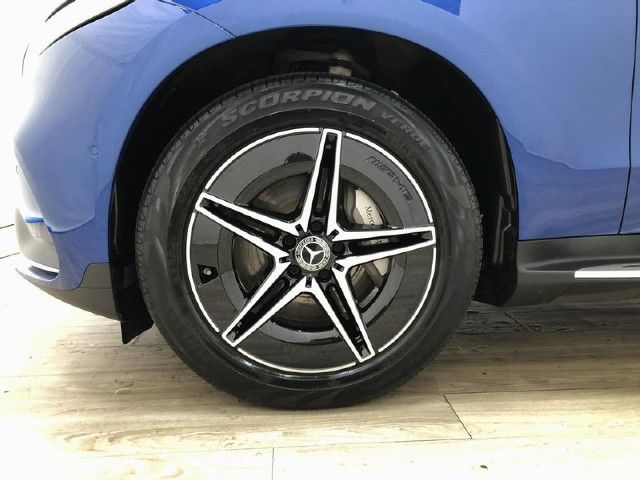 Mercedes-Benz EQC 400  AMG Line