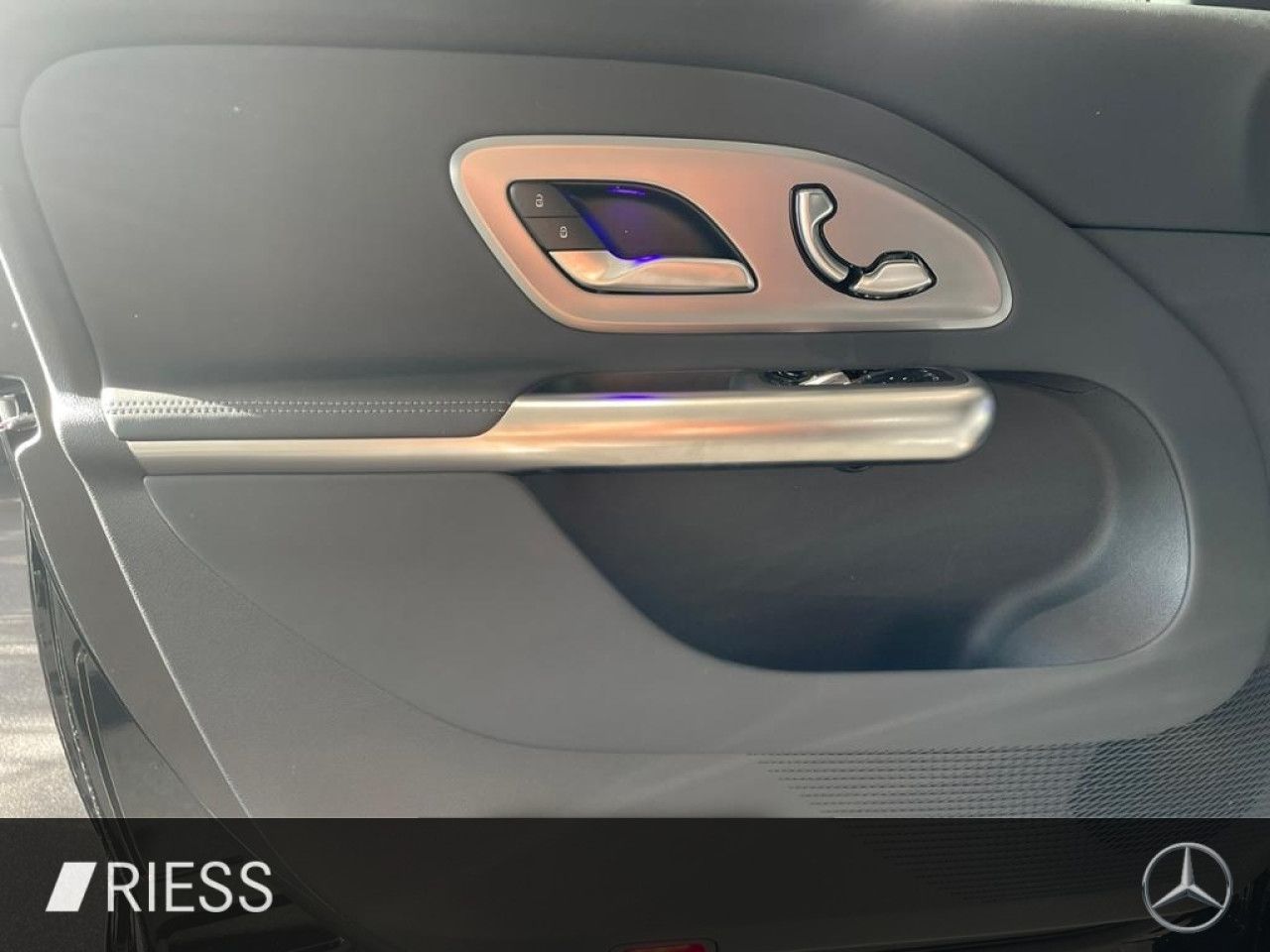 Mercedes-Benz GLB – Bild 3