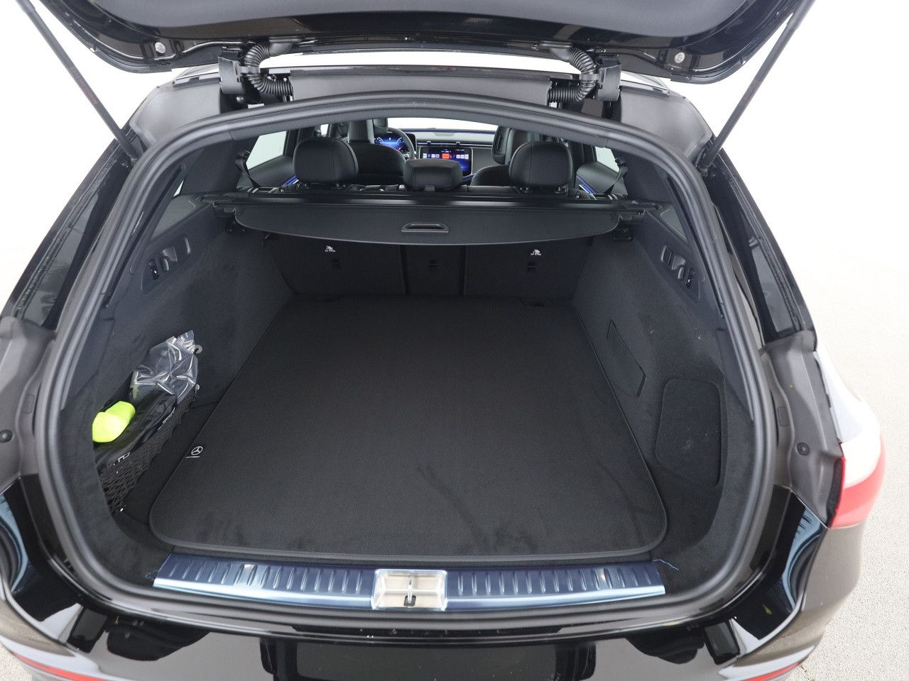 Mercedes-Benz E-Klasse – Bild 15