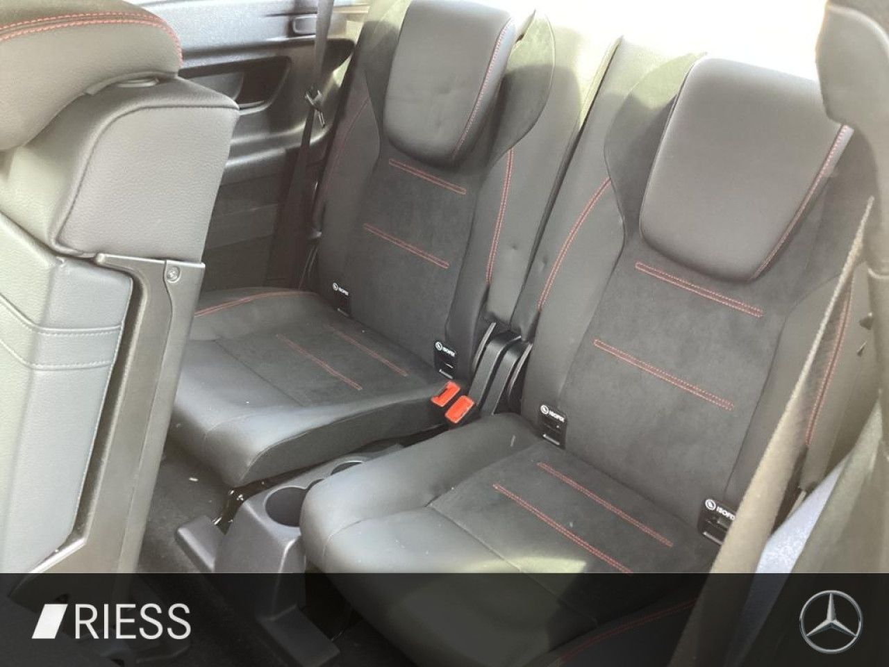 Mercedes-Benz GLB – Bild 17