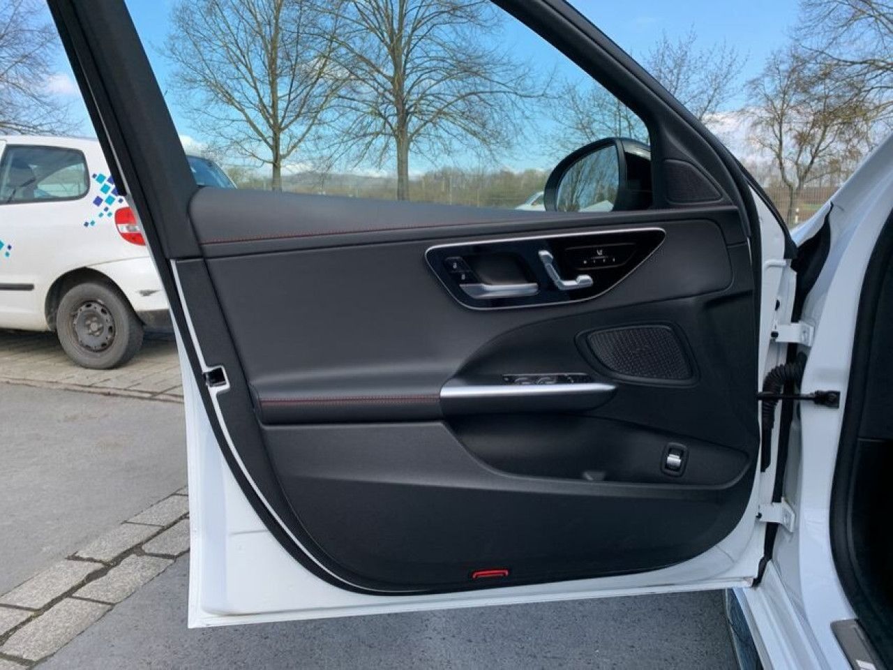 Fahrzeugbild 13 / 15