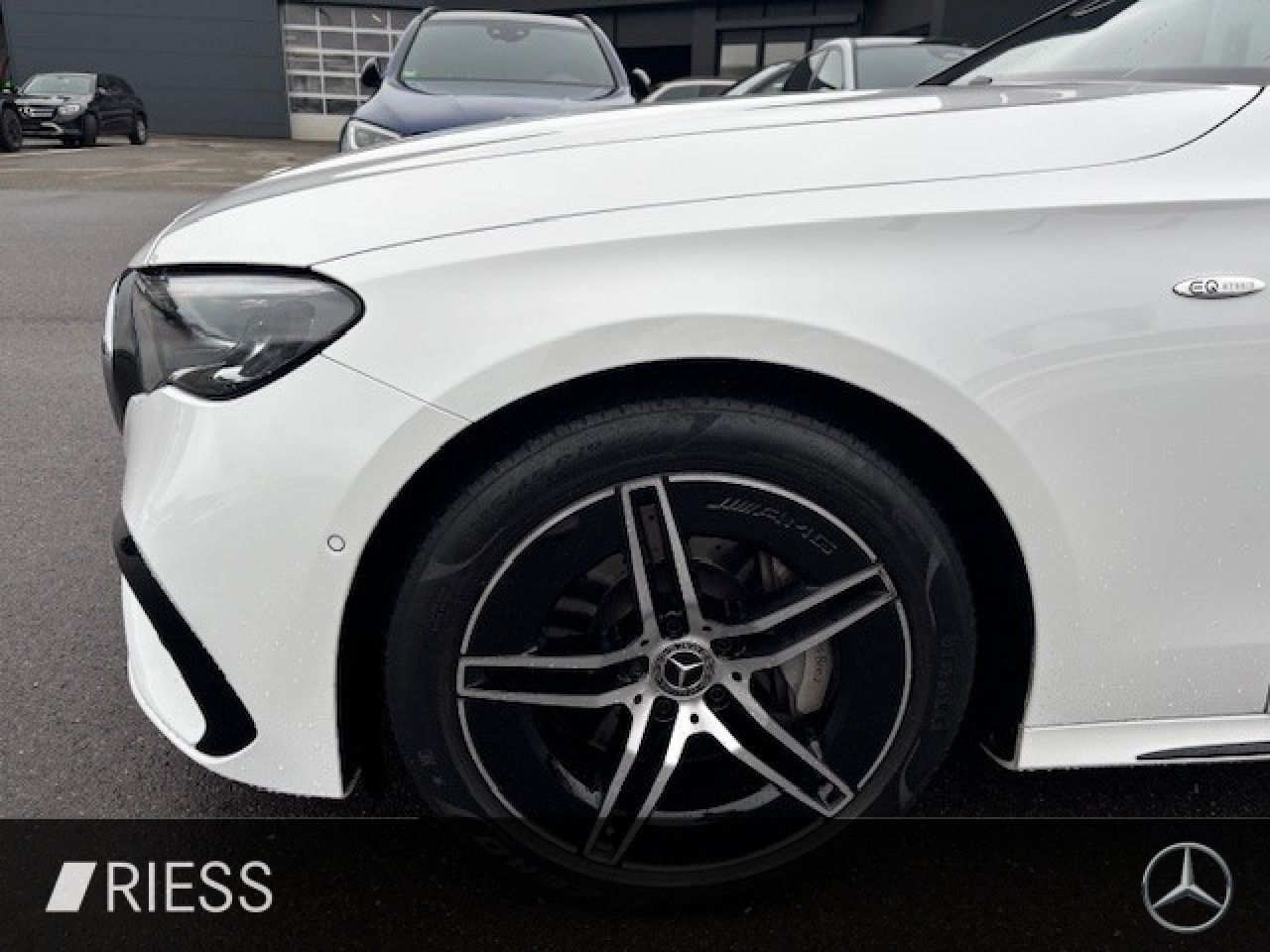 Mercedes-Benz E-Klasse – Bild 8
