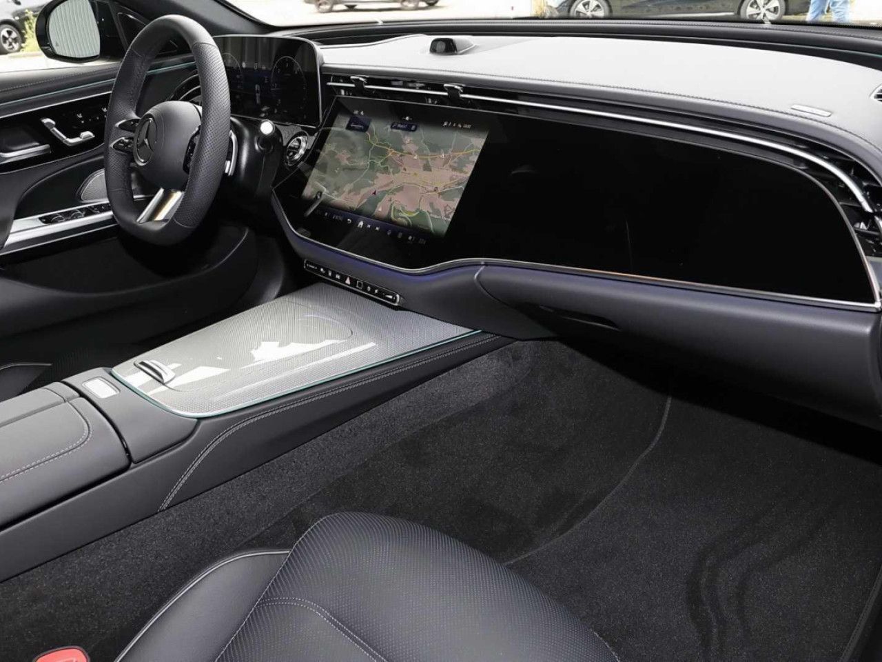 Mercedes-Benz E-Klasse – Bild 8