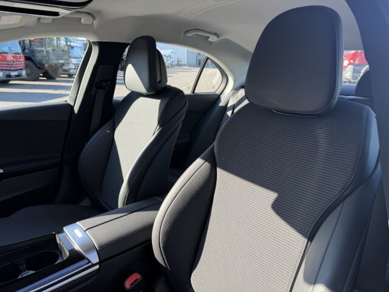 Mercedes-Benz C-Klasse – Bild 18