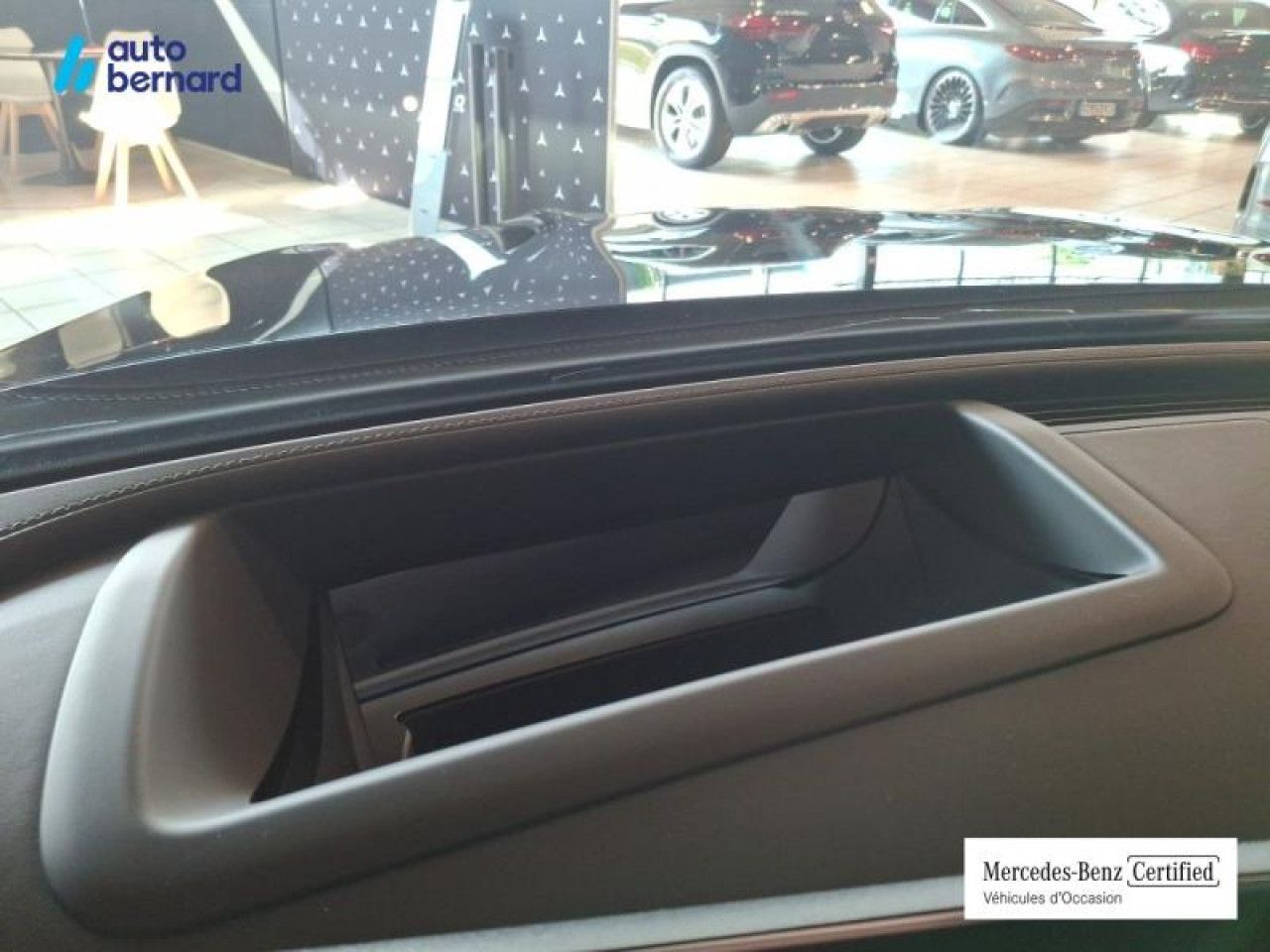 Photo du v&eacute;hicule 16 / 18