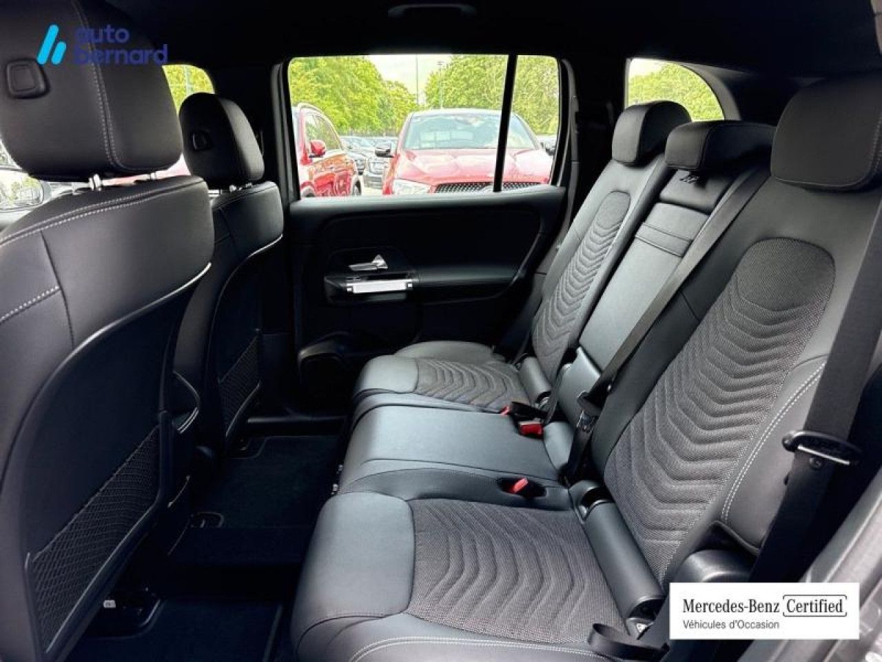 Photo du v&eacute;hicule 10 / 16