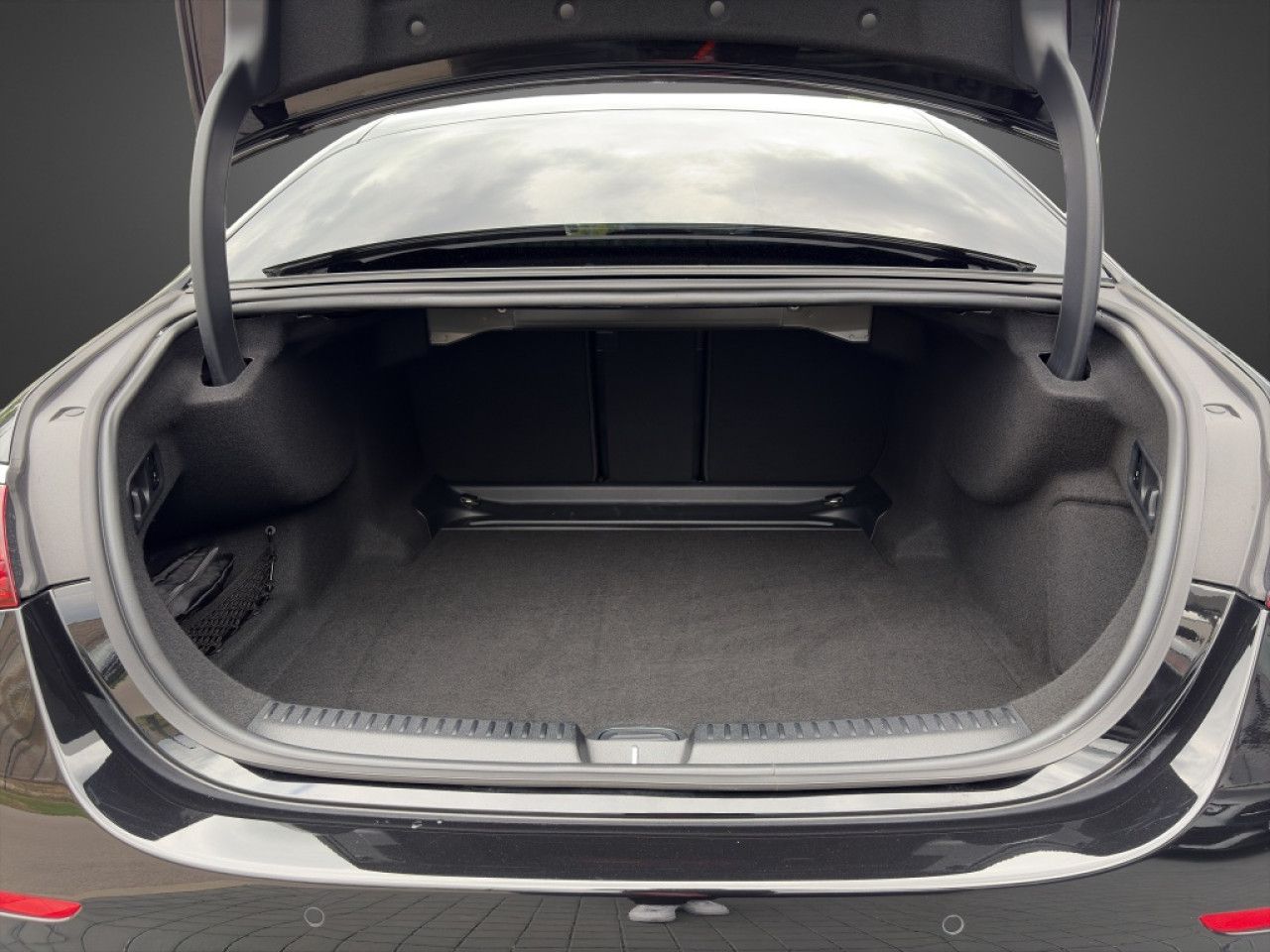 Mercedes-Benz E-Klasse – Bild 11
