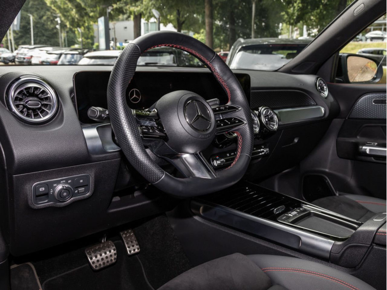 Mercedes-Benz GLB – Bild 13