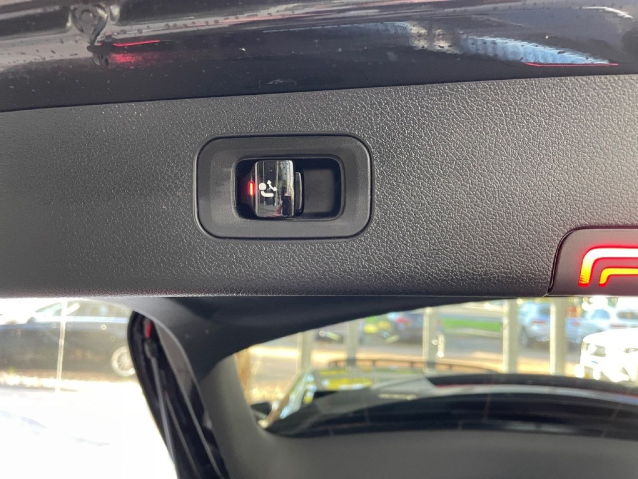 Mercedes-Benz E-Klasse – Bild 22
