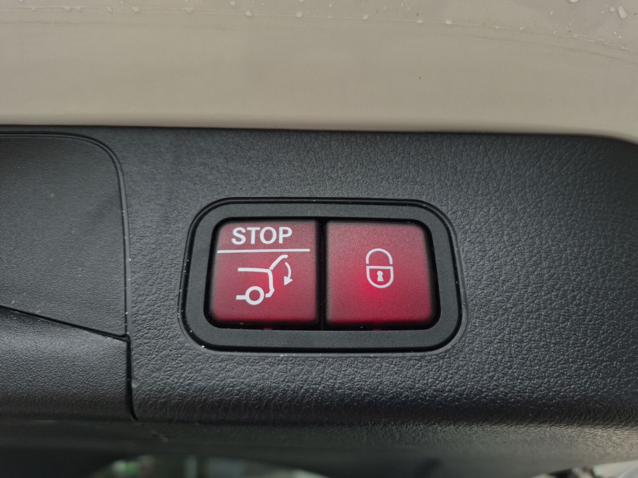 Zdj&eogon;cie pojazdu 24 / 24