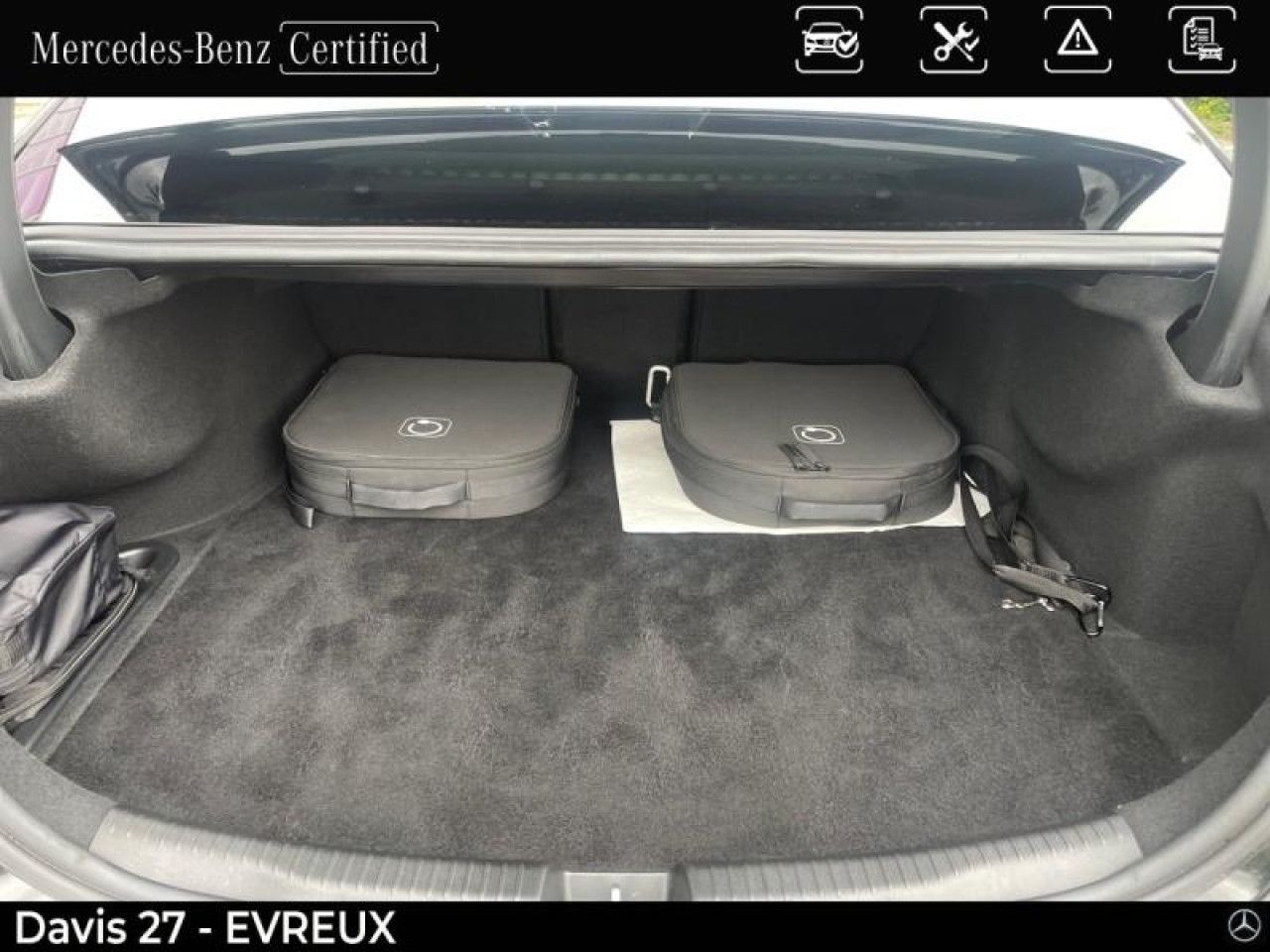 Photo du v&eacute;hicule 9 / 18