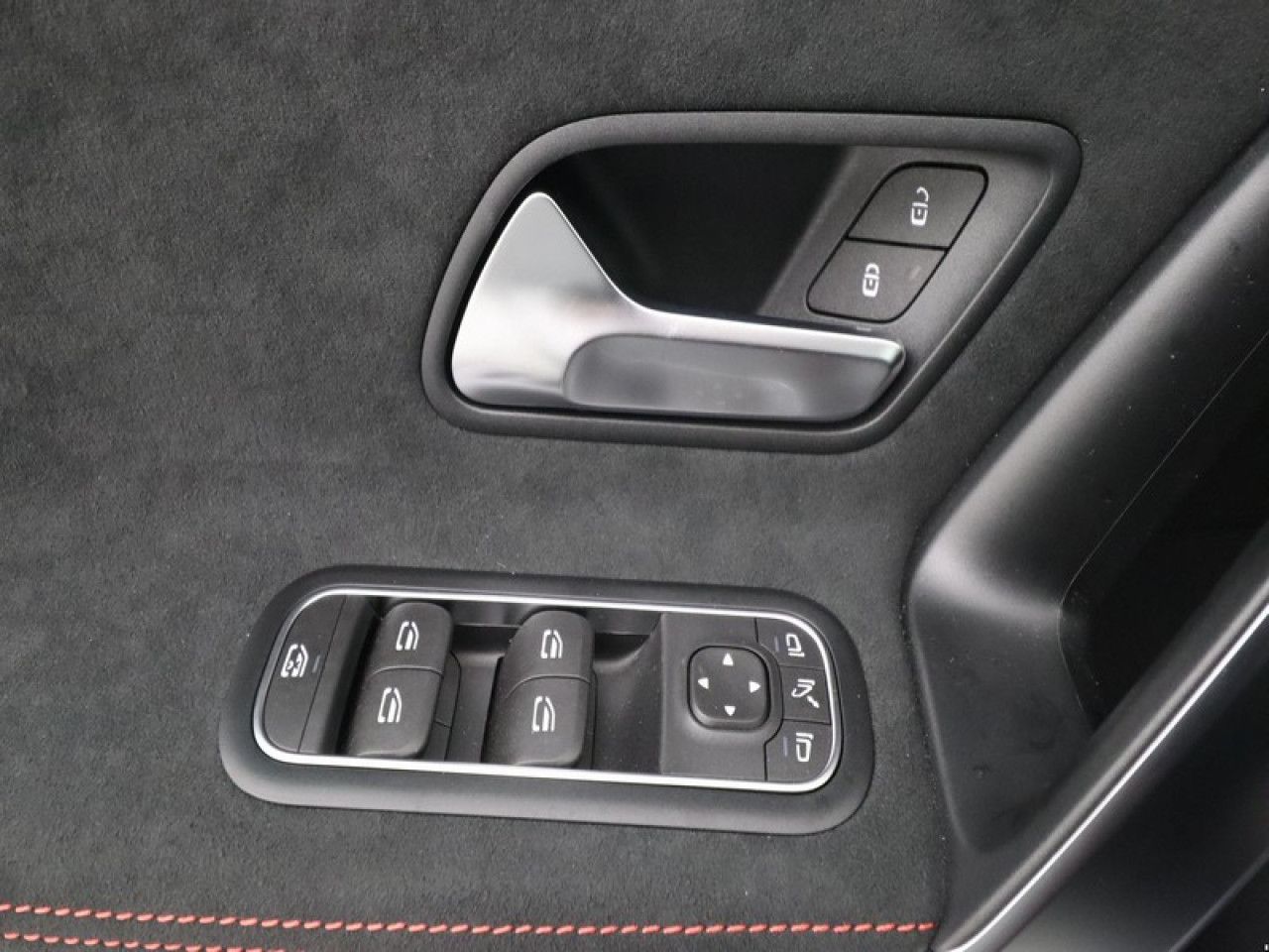 Imagem do veículo 7 / 20