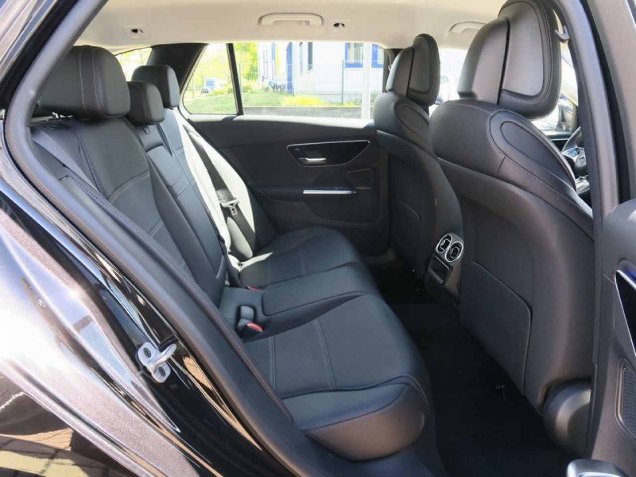 Mercedes-Benz C-Klasse – Bild 15