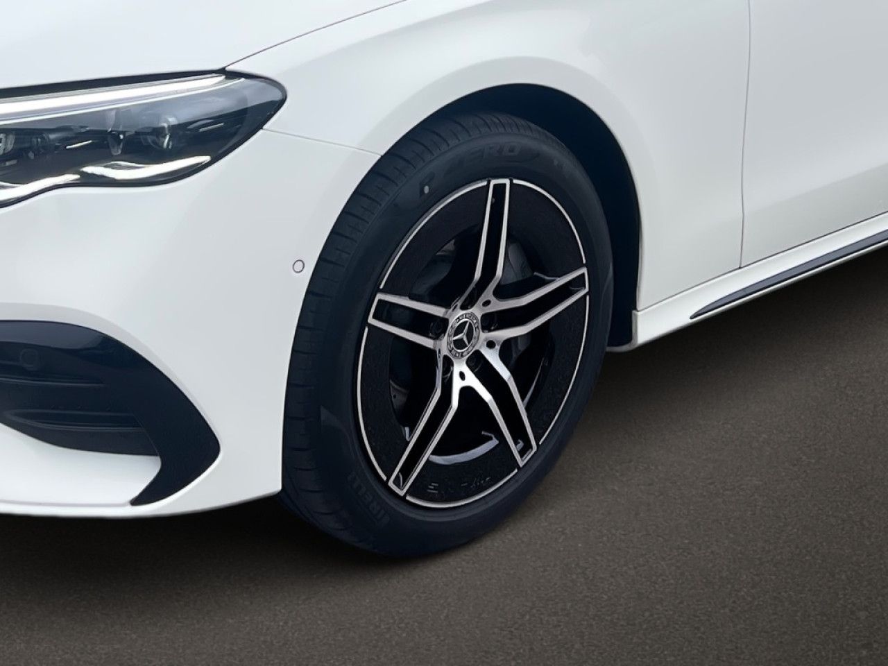 Mercedes-Benz E-Klasse – Bild 7