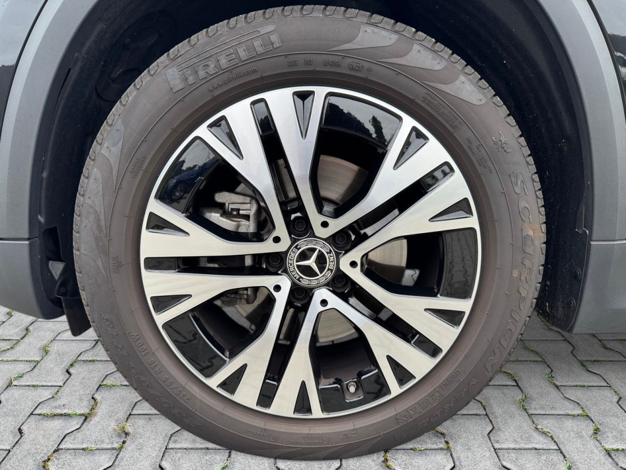 Zdjęcie pojazdu 9 / 23