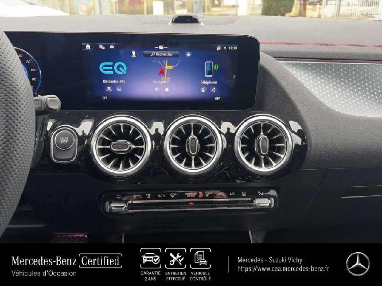 Photo du v&eacute;hicule 16 / 18