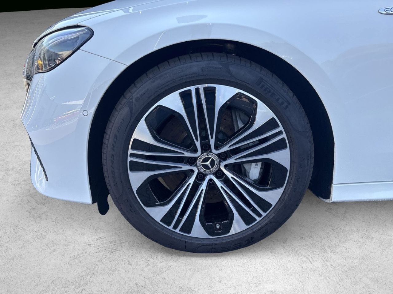 Mercedes-Benz E-Klasse – Bild 3