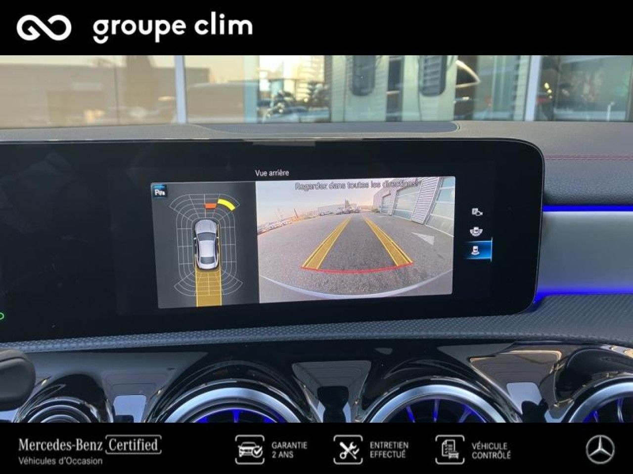 Photo du v&eacute;hicule 16 / 18