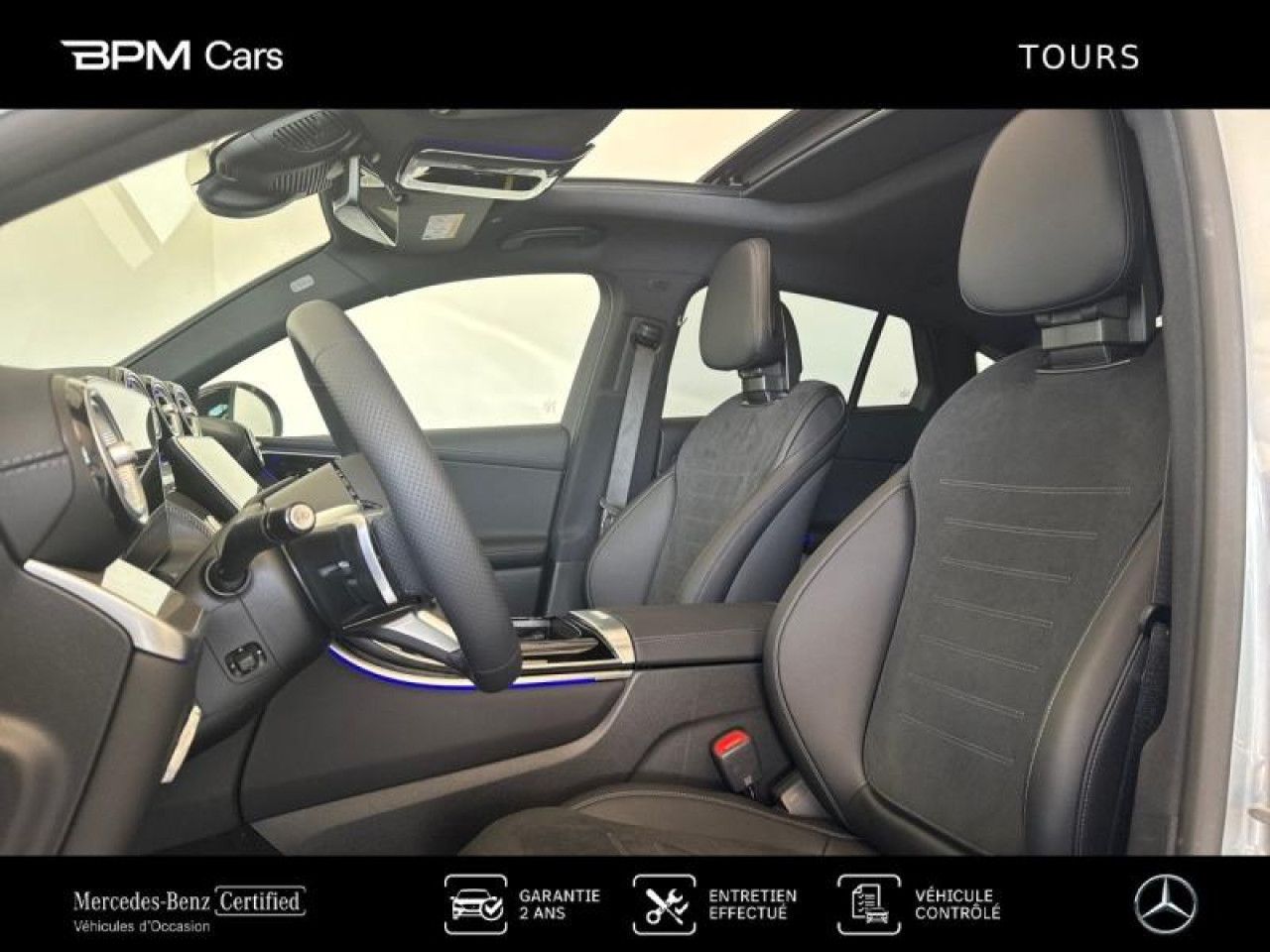 Photo du v&eacute;hicule 14 / 18