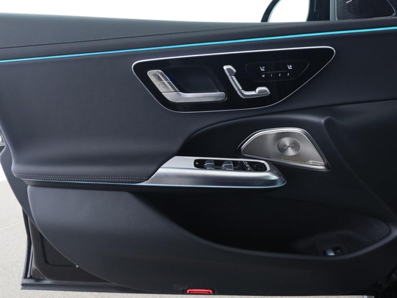 Mercedes-Benz E-Klasse – Bild 14
