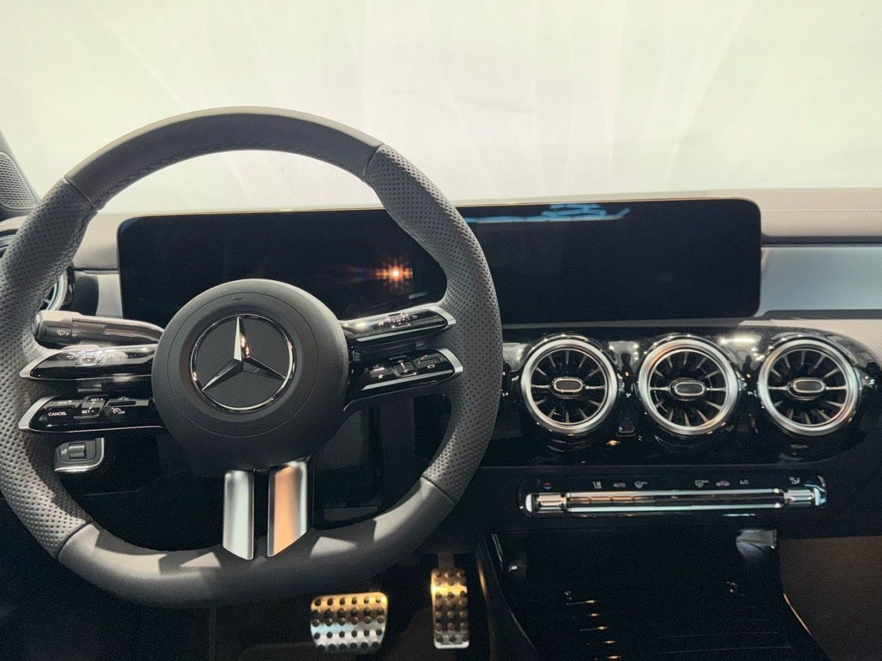 Mercedes-Benz CLA – Bild 6