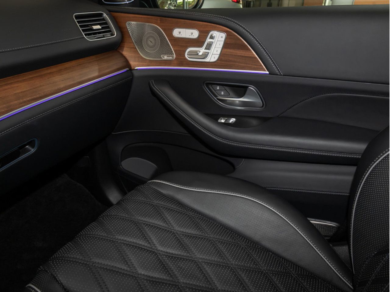 Mercedes-Benz GLS – Bild 21