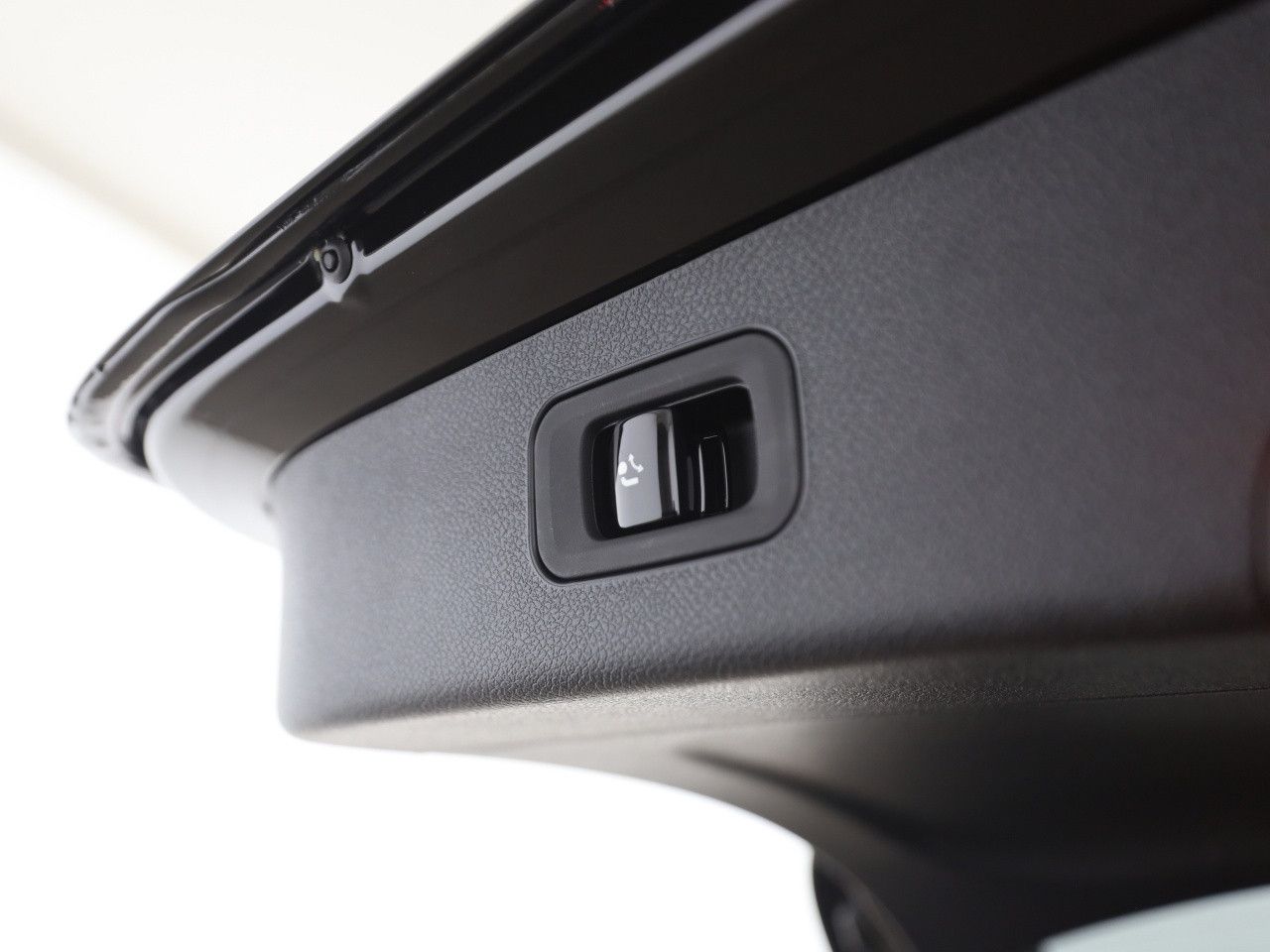Mercedes-Benz E-Klasse – Bild 22