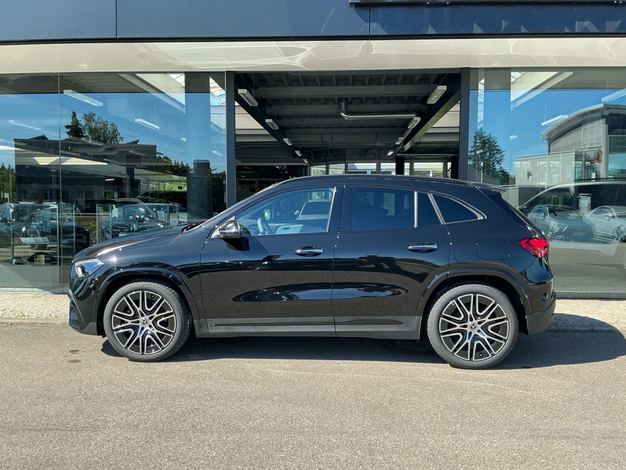 Mercedes-Benz GLA – Bild 2