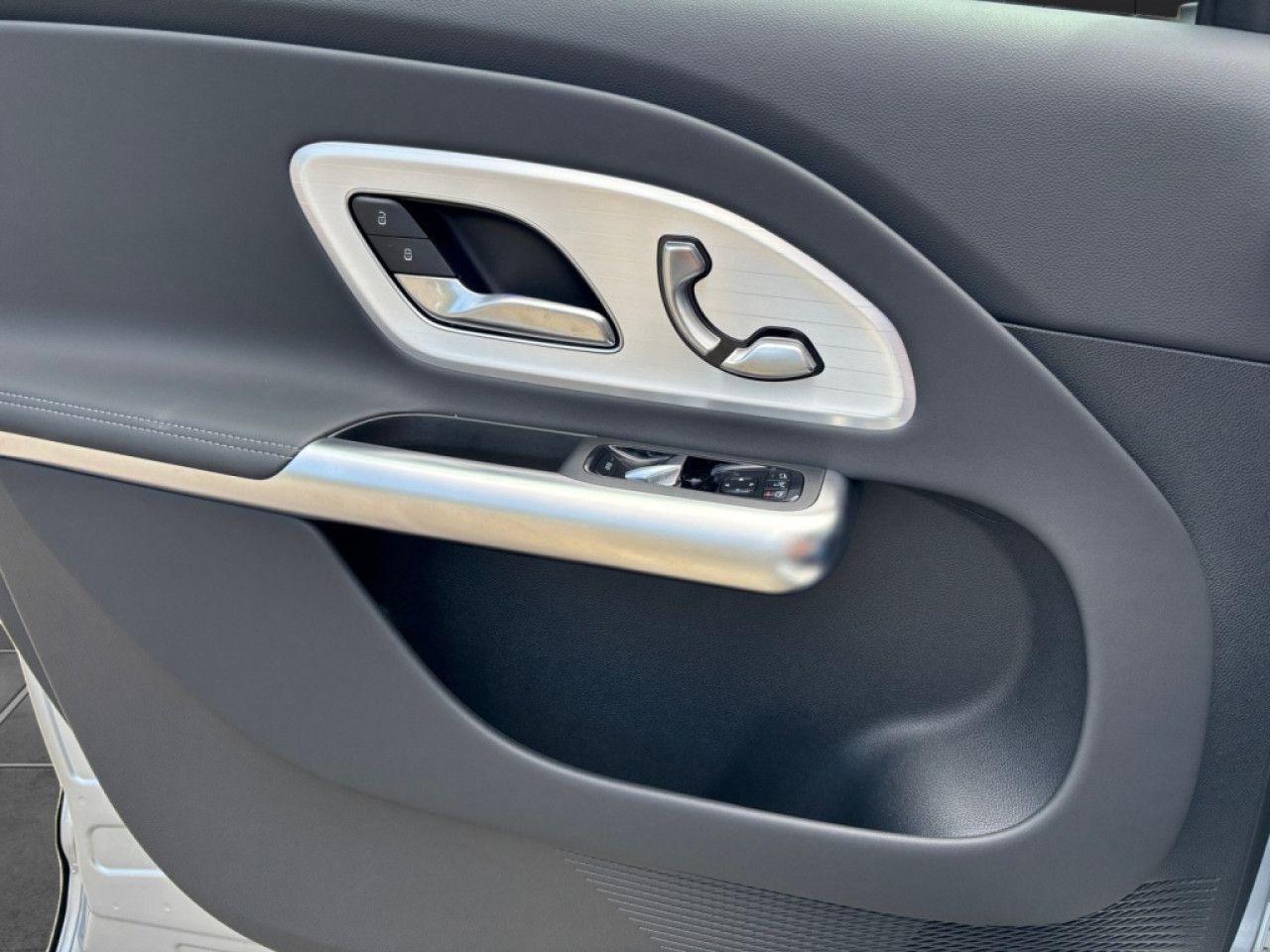 Mercedes-Benz GLB – Bild 9