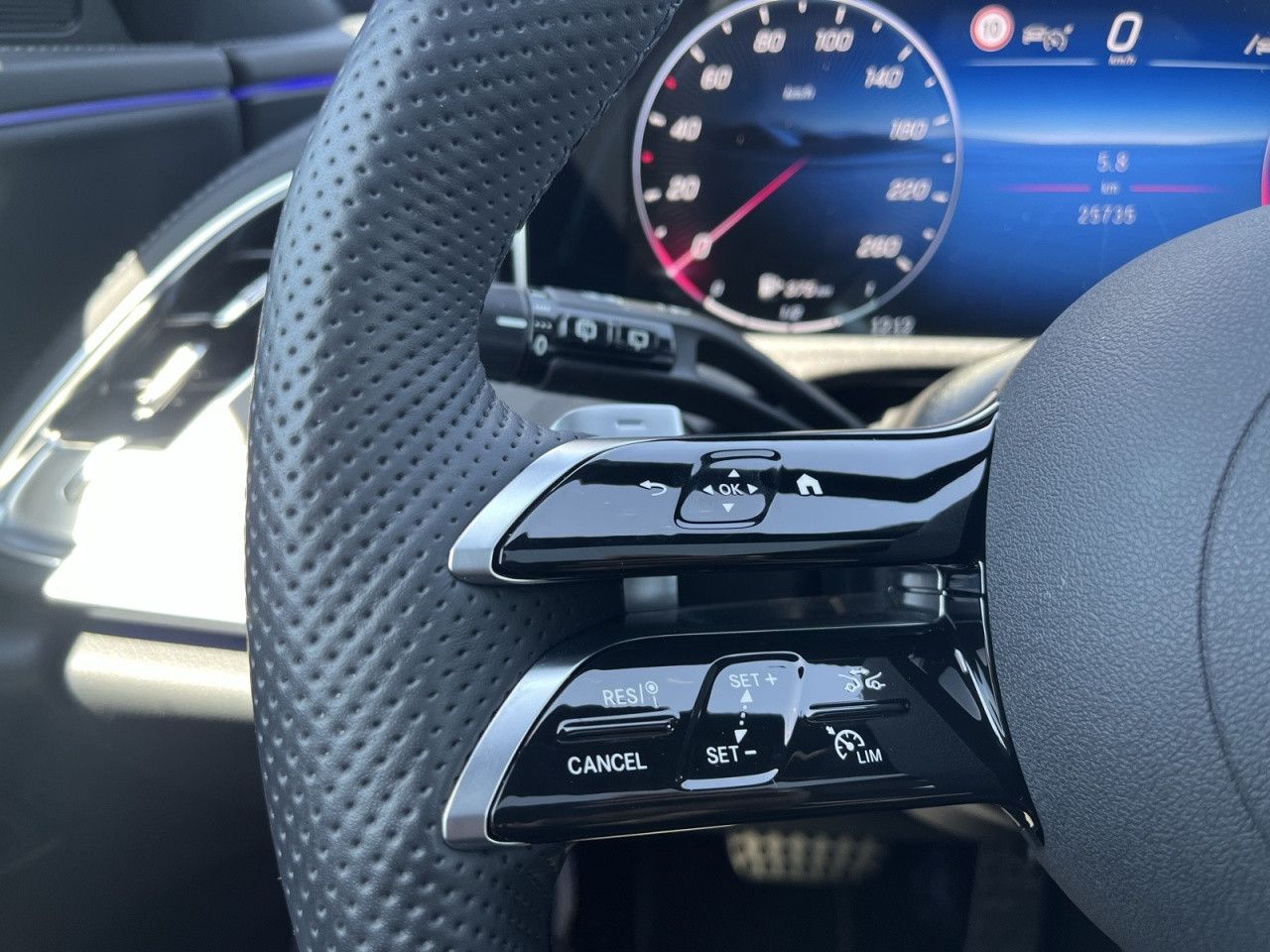 Mercedes-Benz E-Klasse – Bild 17