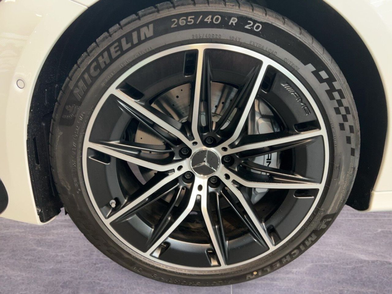 Mercedes-Benz E-Klasse – Bild 15