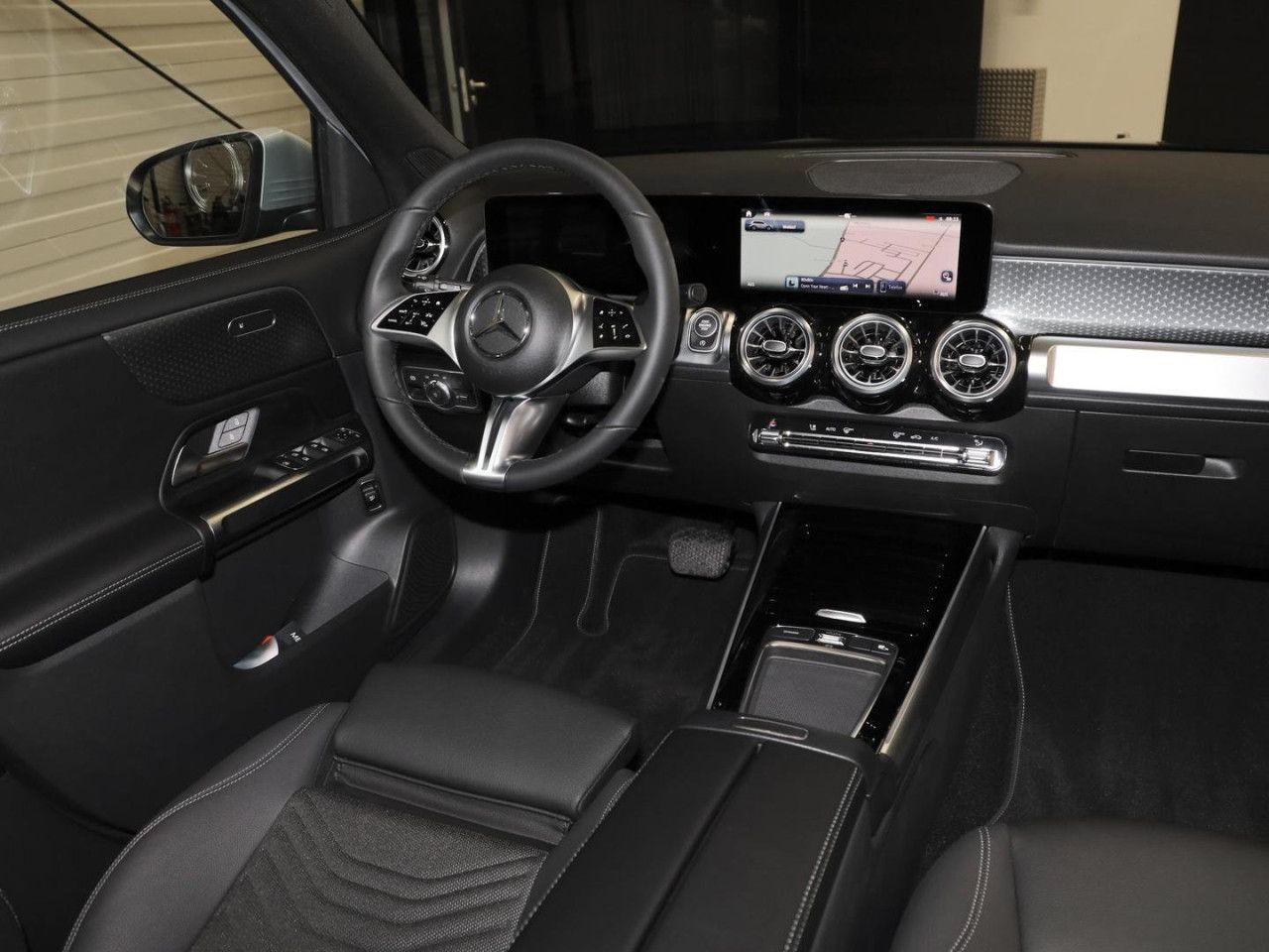 Mercedes-Benz GLB – Bild 8
