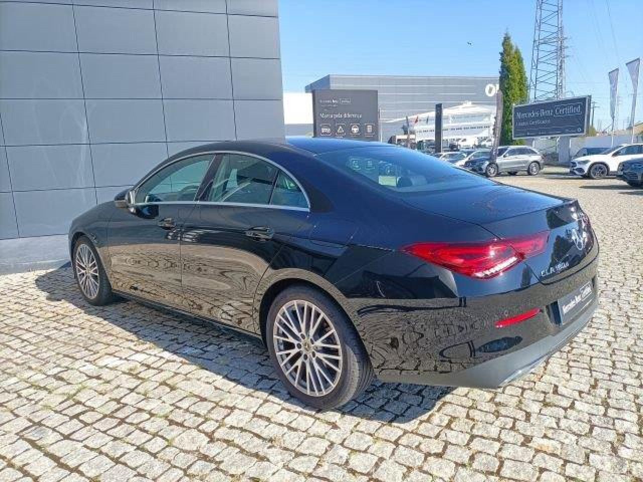 Imagem do ve&iacute;culo 2 / 7