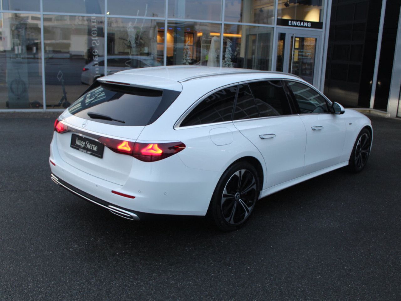 Mercedes-Benz E-Klasse – Bild 4