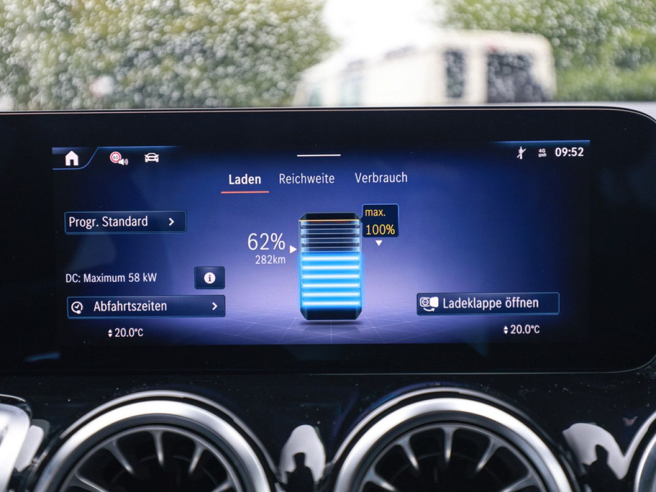 Mercedes-Benz EQB – Bild 12