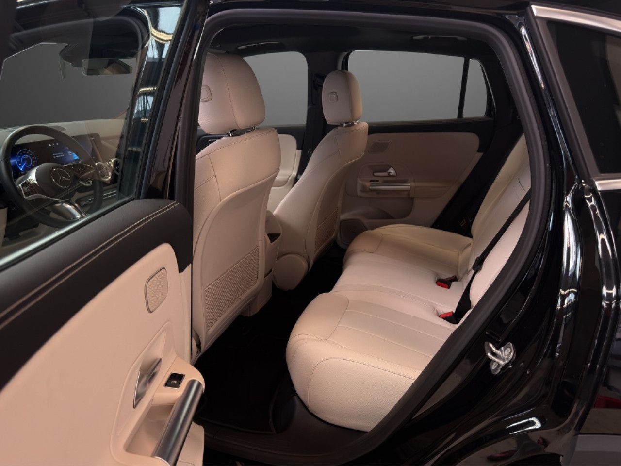 Mercedes-Benz EQA – Bild 8
