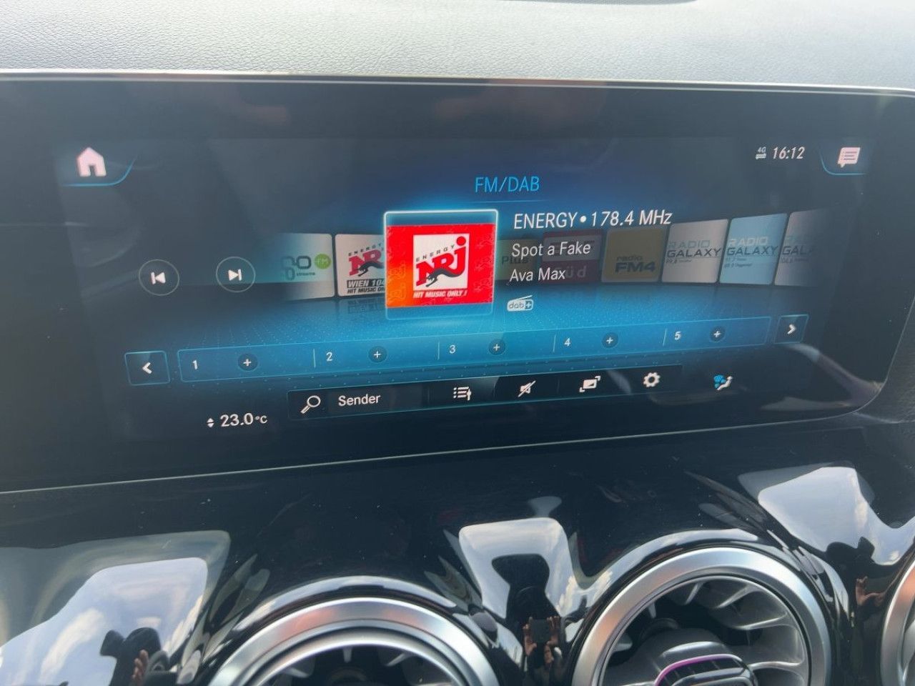 Fahrzeugbild 12 / 17