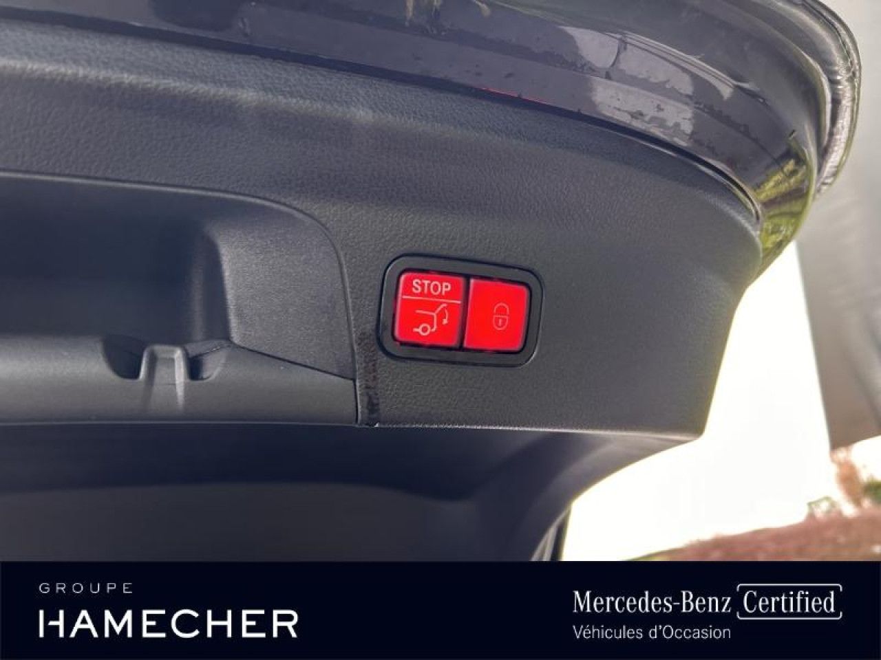 Photo du v&eacute;hicule 16 / 18