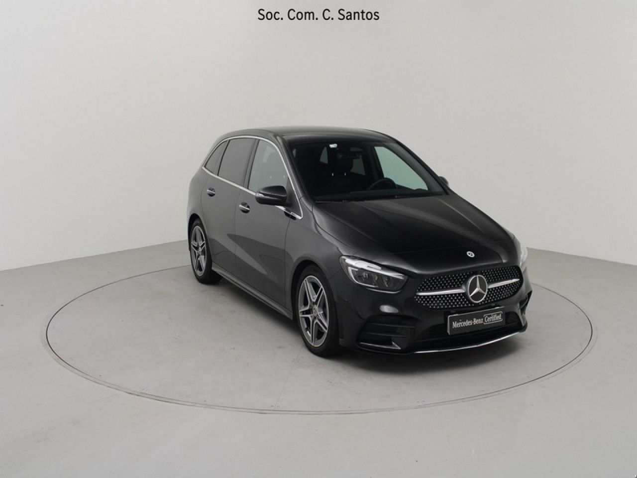 Imagem do veículo 1 / 18