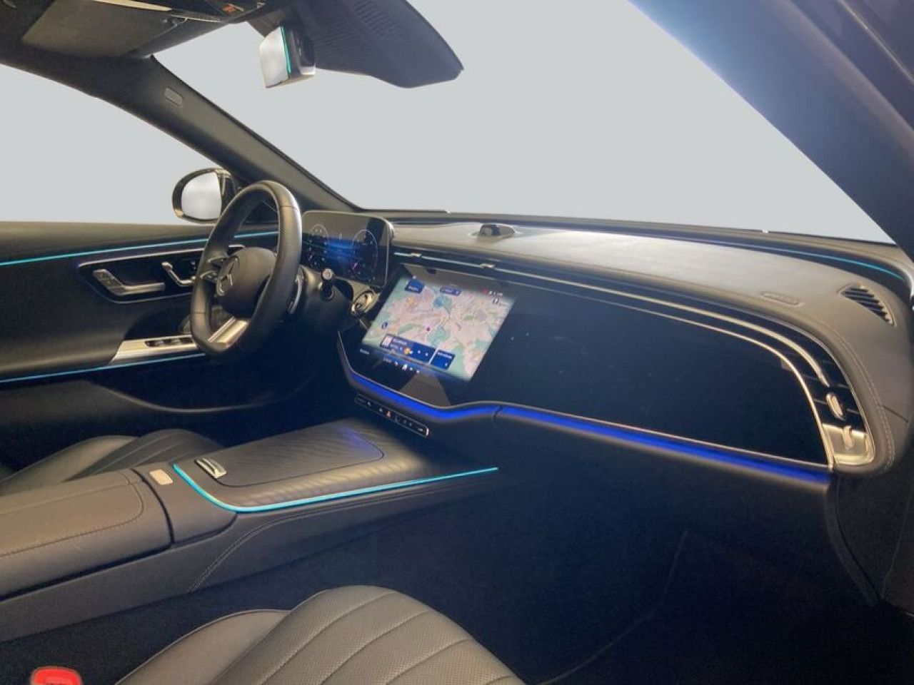 Mercedes-Benz E-Klasse – Bild 15